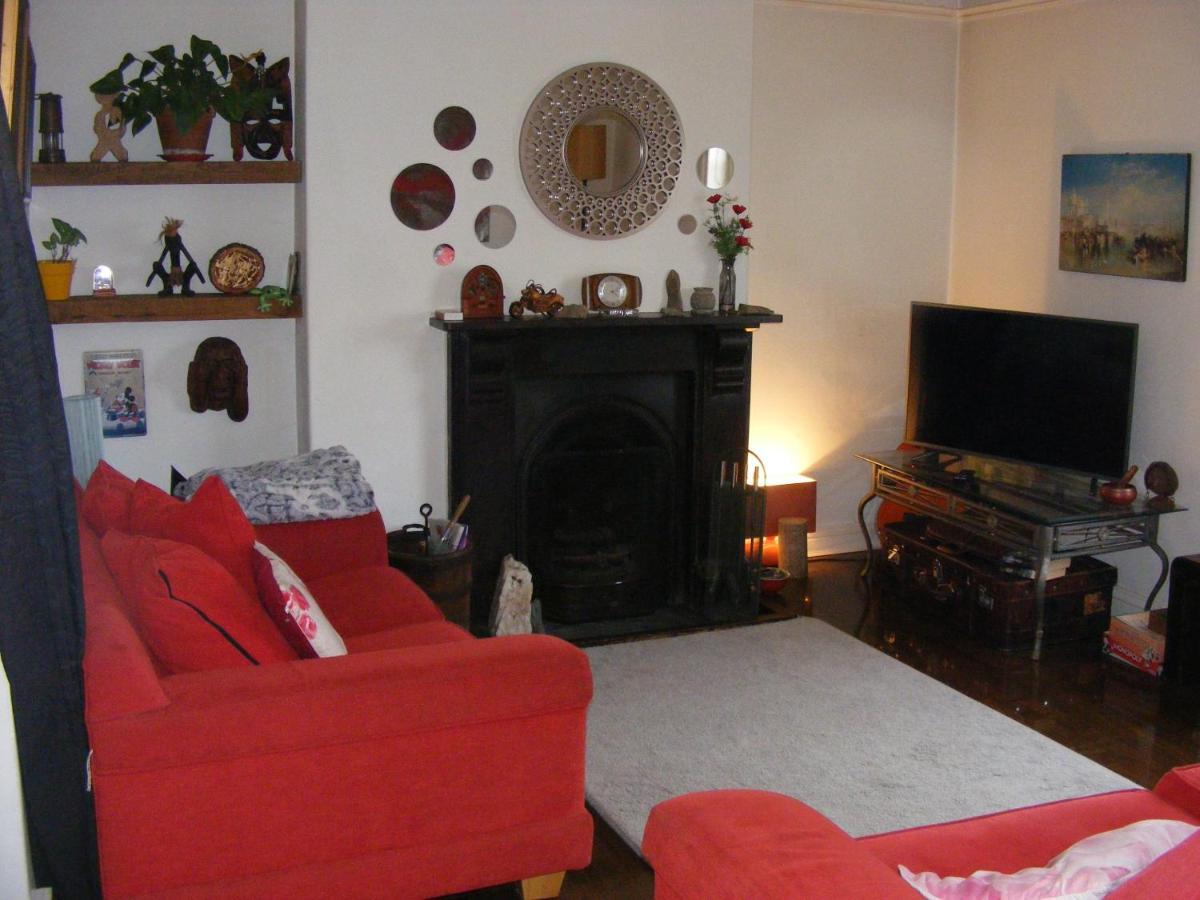 Spacious Victorian Flat 3 Bed, Ideal Base For Snowdonia バンガー エクステリア 写真
