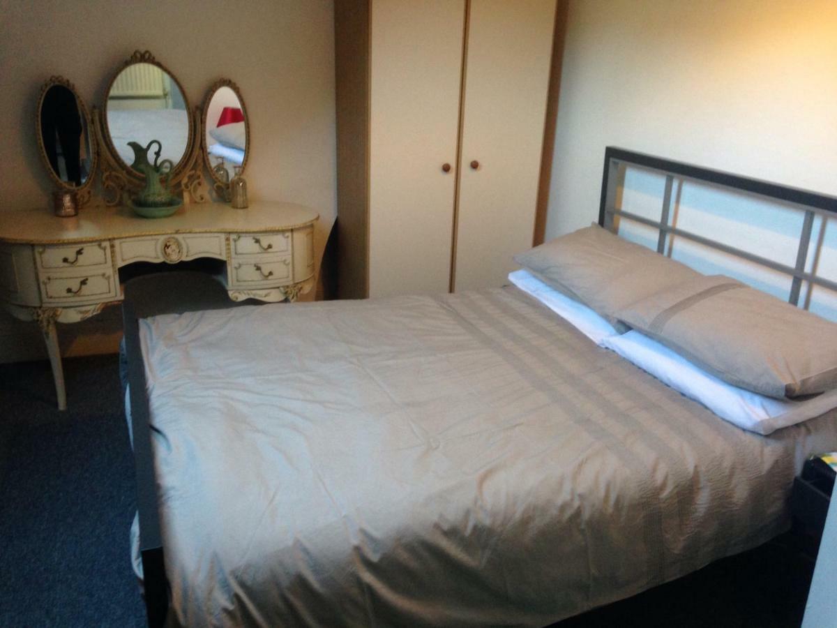 Spacious Victorian Flat 3 Bed, Ideal Base For Snowdonia バンガー エクステリア 写真